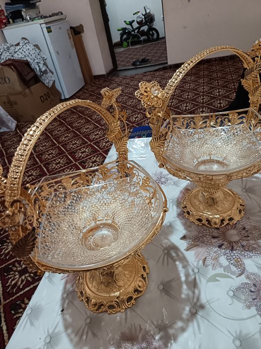 Срочно алма ваза сатылады