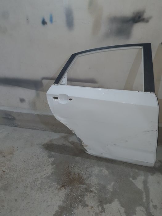 Monza eshiklar old orqa