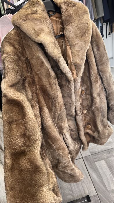 Haina din blana naturala