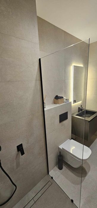 VITRAX GLASS SYSTEMS Производство и монтаж на душ кабини,парапети,пара