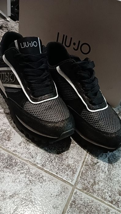 Спортно елегантни обувки