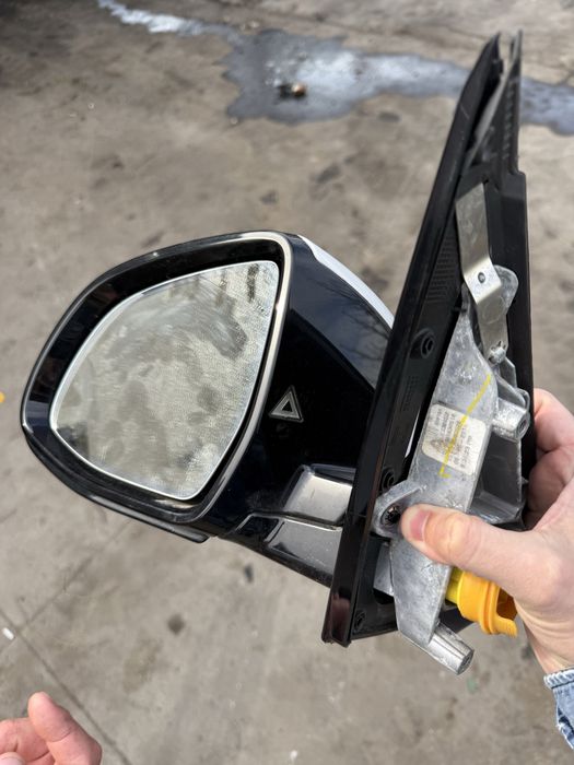 огледало Бмв Х5 Х6 Ф15 Ф16(ogledalo s pribirane Bmw X5 X6)