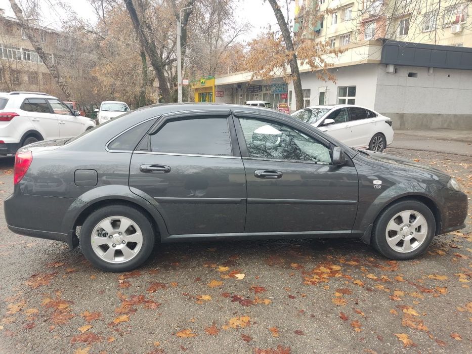 Продам Chevrolet Gentra Avtomat 2019 Год 3 позиция