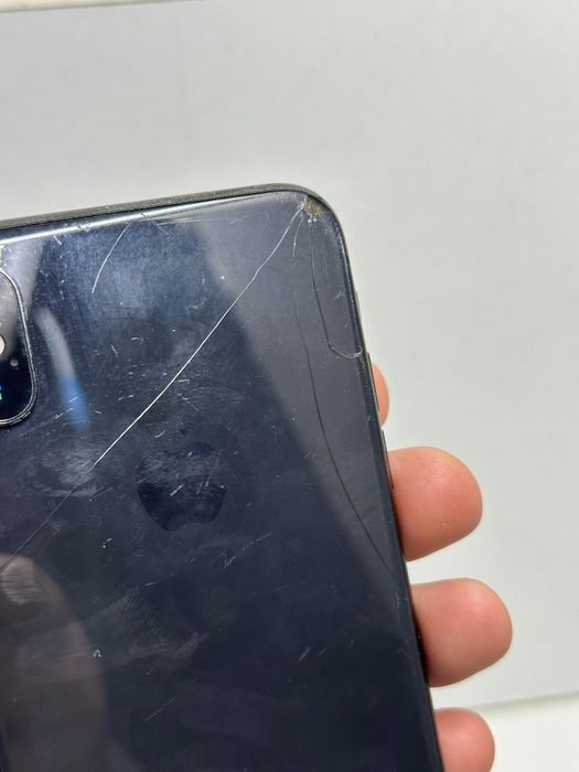 Продам Айфон Х 64г