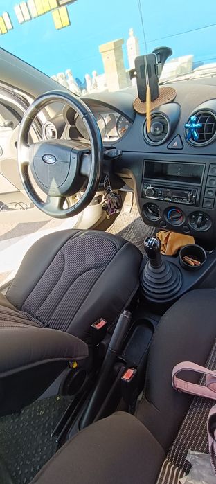 FORD Fiesta 2002 — imagine 5