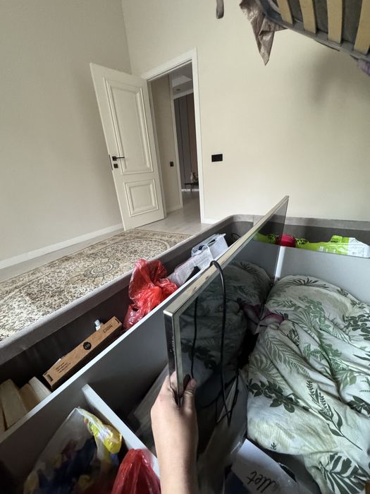 Теливизор LG.