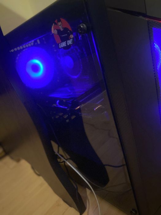 Vând set up gaming plus monitor curbat de 280Hx