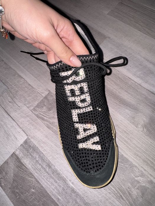 обувки с камъни replay