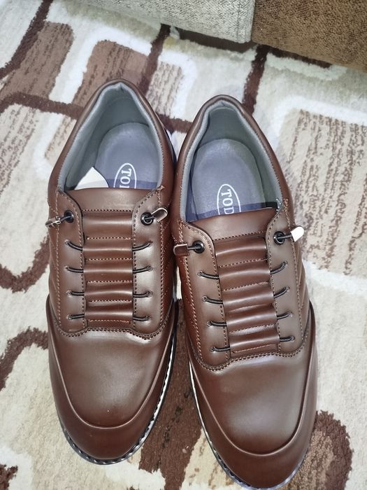 Мужская обувь в коричневом цвете