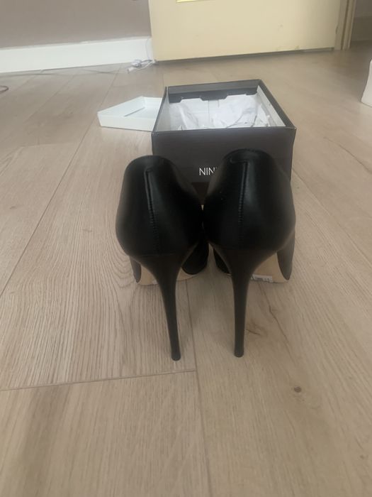 Продам туфли NINE WEST 39 р
