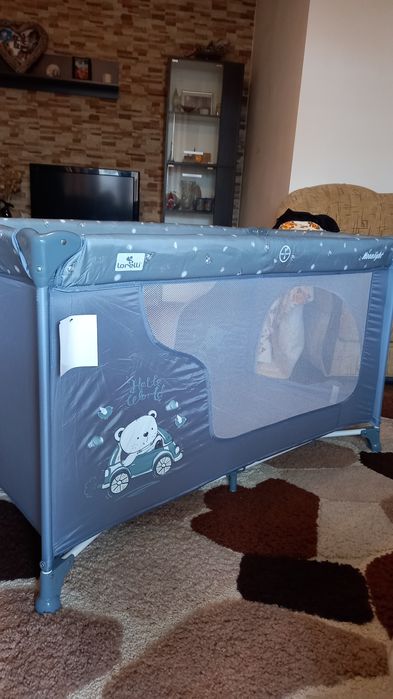 Сгъваема детска кошара