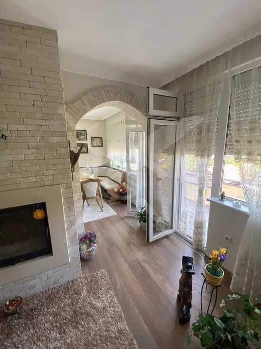 Продава се Къща в София, Хладилника - 312 кв.м за 1283 €/кв.м - Снимка #1