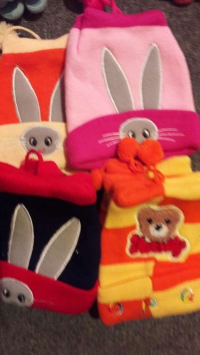 Căciula copii ultimele bucăți!