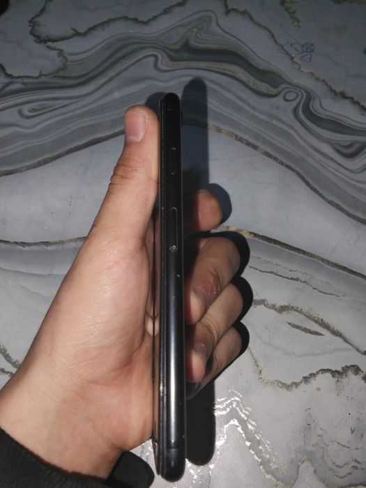 Прадаётся айфон7