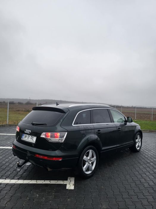 Vând urgent  audi Q7 automat Quatro