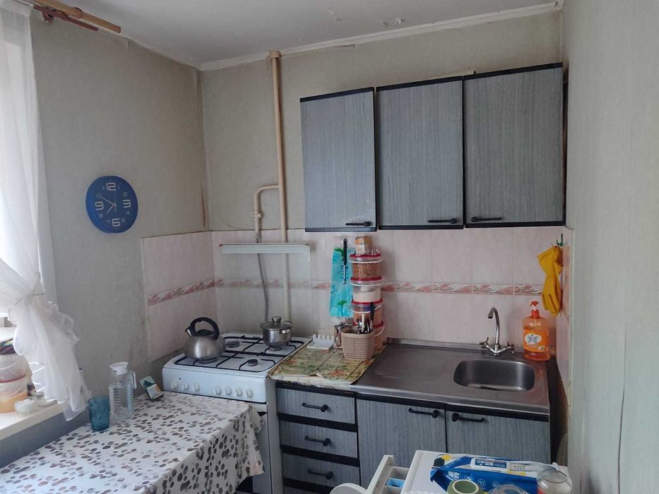 продам квартиру микрорайон 8