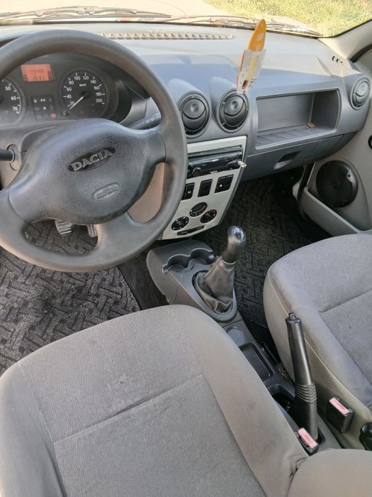 Vand Dacia Logan
