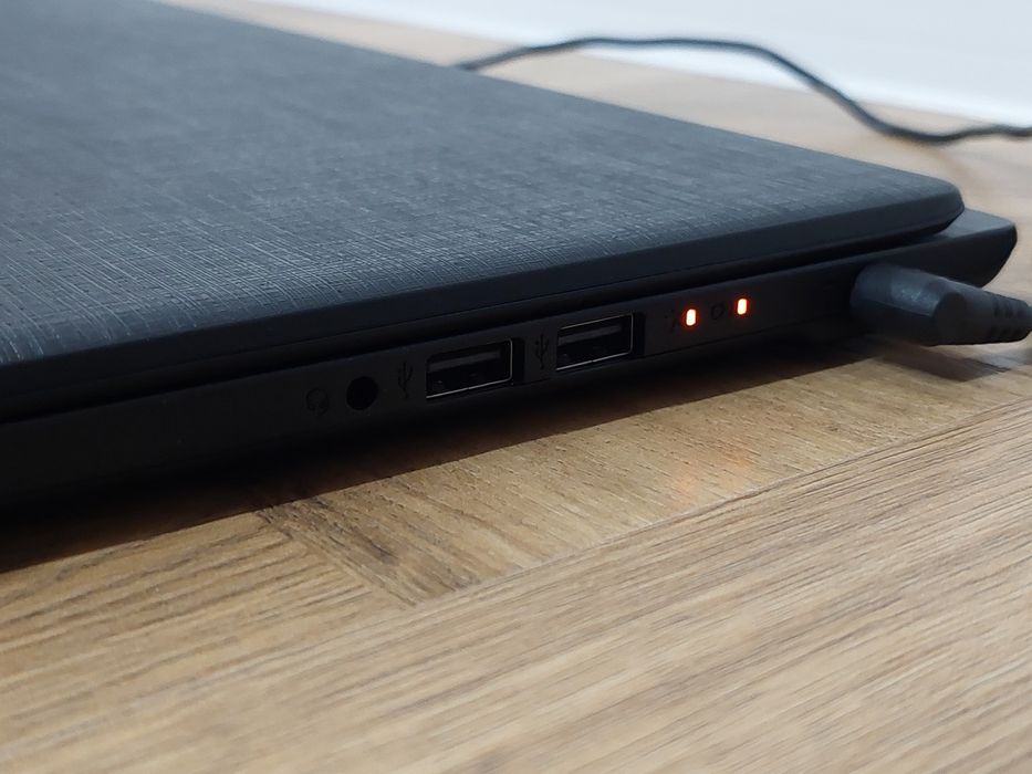 15.6" лаптоп Acer Aspire A315-51 Core i5-7200u, 6GB RAM, 128GB SSD