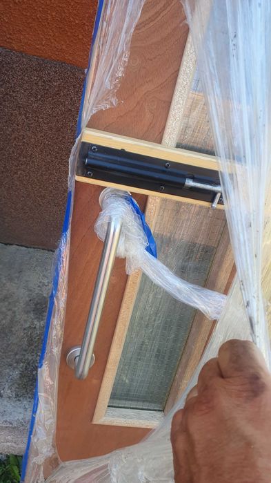 Vind 2 usi bucatarie antifoc