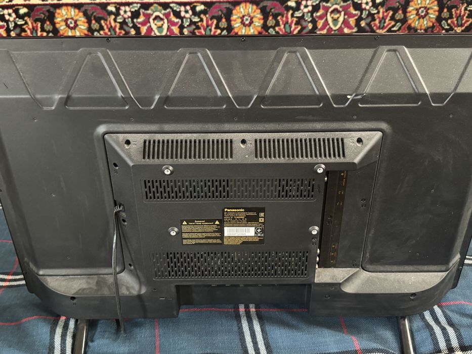 Продам телевизор  диагональю  32