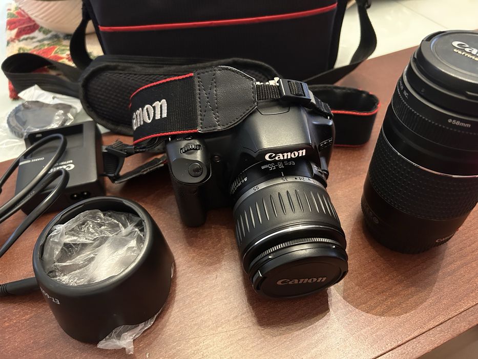 Продавам фотоапарат Canon 500D в много добро състояние