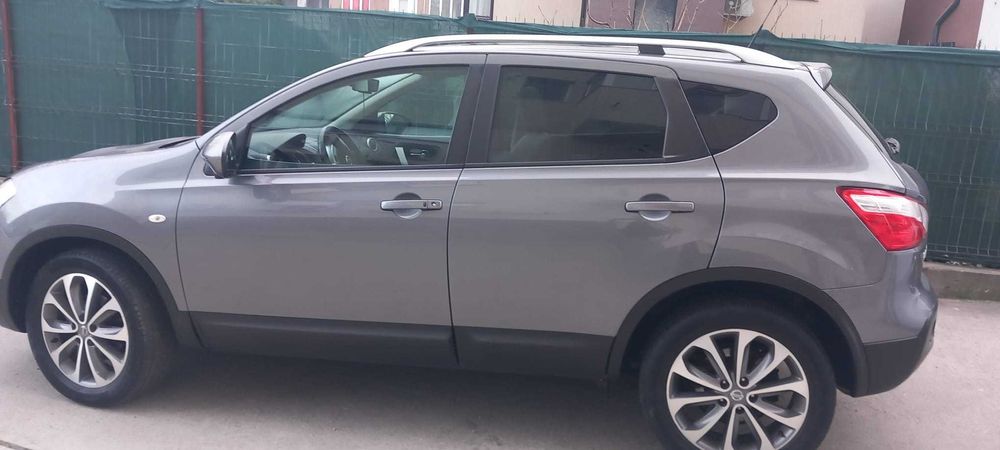 Proprietar, vand Nissan Qashqai PANORAMIC DIESEL 1.6 FULL  - INMATRICULATA-2013