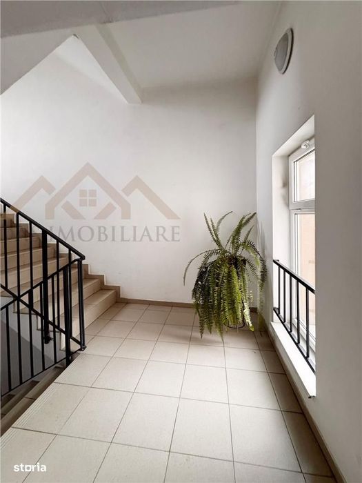 Apartaemnt 2 camere , bloc nou, str. V. Babes, zona facultatii