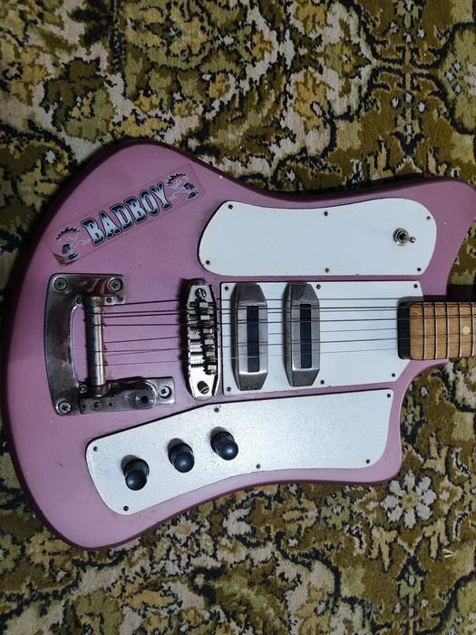 Продается электрогитара