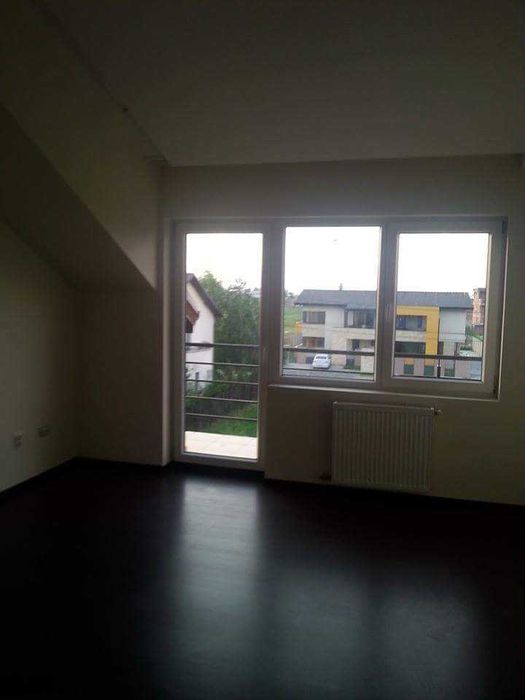 Apartament  85 mp 3 camere Giroc ,Timis