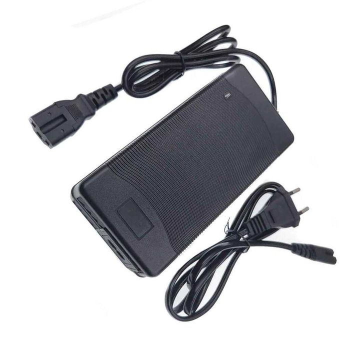 Зарядно за GEL батерии 48V/12Ah за електрически скутери и триколки