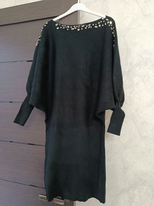 Платья и юбка на 46-48