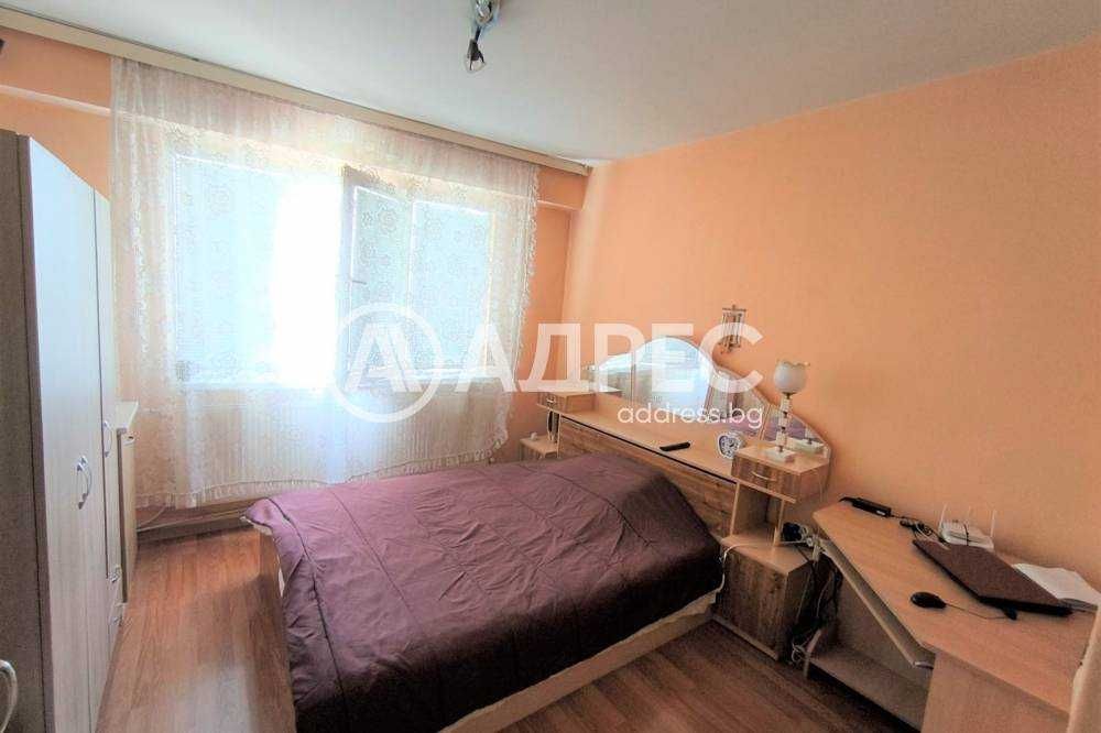 Продава се Тристаен апартамент в Разград, Орел - 76 кв.м за 1141 €/кв.м - Снимка #2