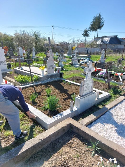 Locuri de veci în cimitirul satului Rincaciov