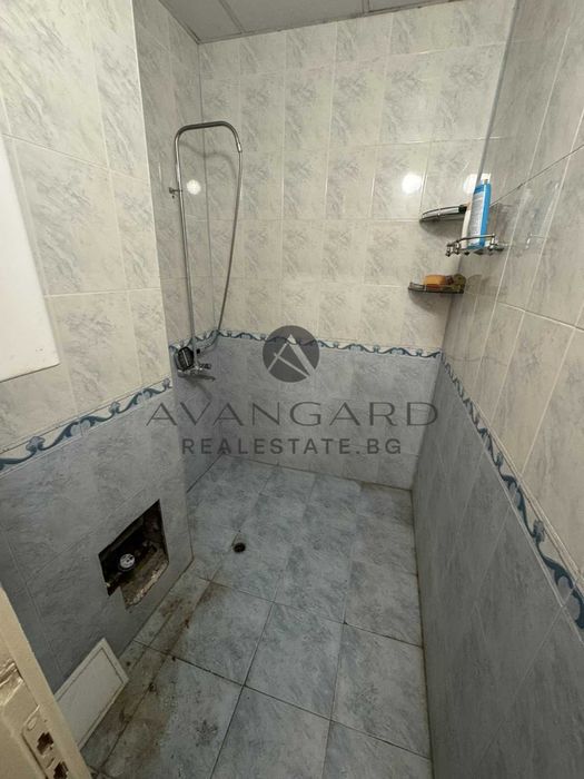 Продава се Тристаен апартамент в Пловдив, Кючук Париж - 94 кв.м за 760 €/кв.м - Снимка #10