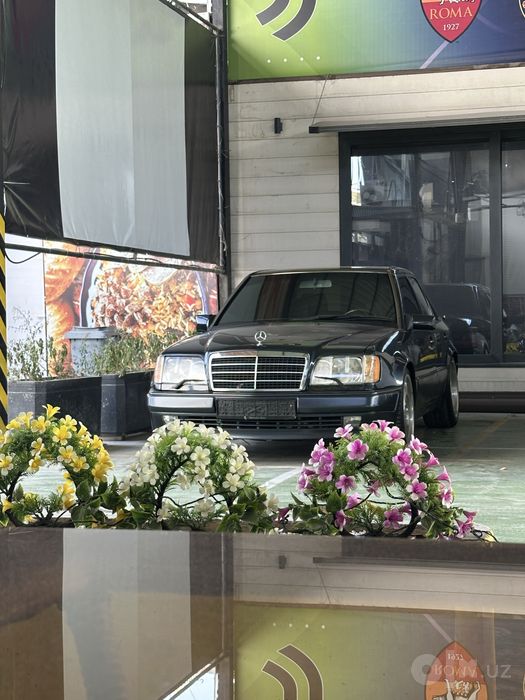 Mercedes benz E500 W124