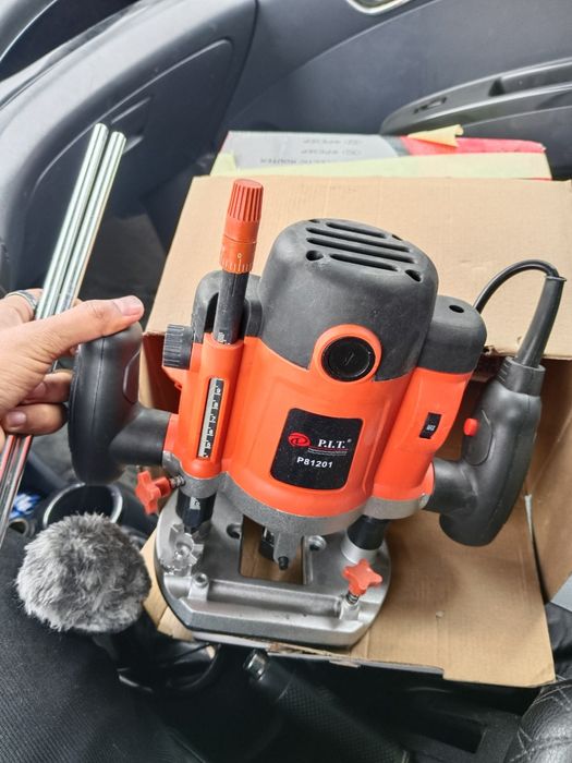 Електрон Фрезер Рассиски