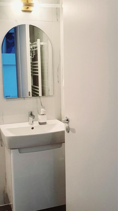 Inchiriez apartament 2 camere in Buna Ziua