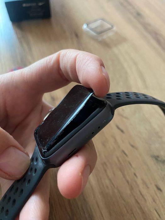 Продам Apple Watch 3 nike