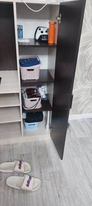 Продам компьютерный стол