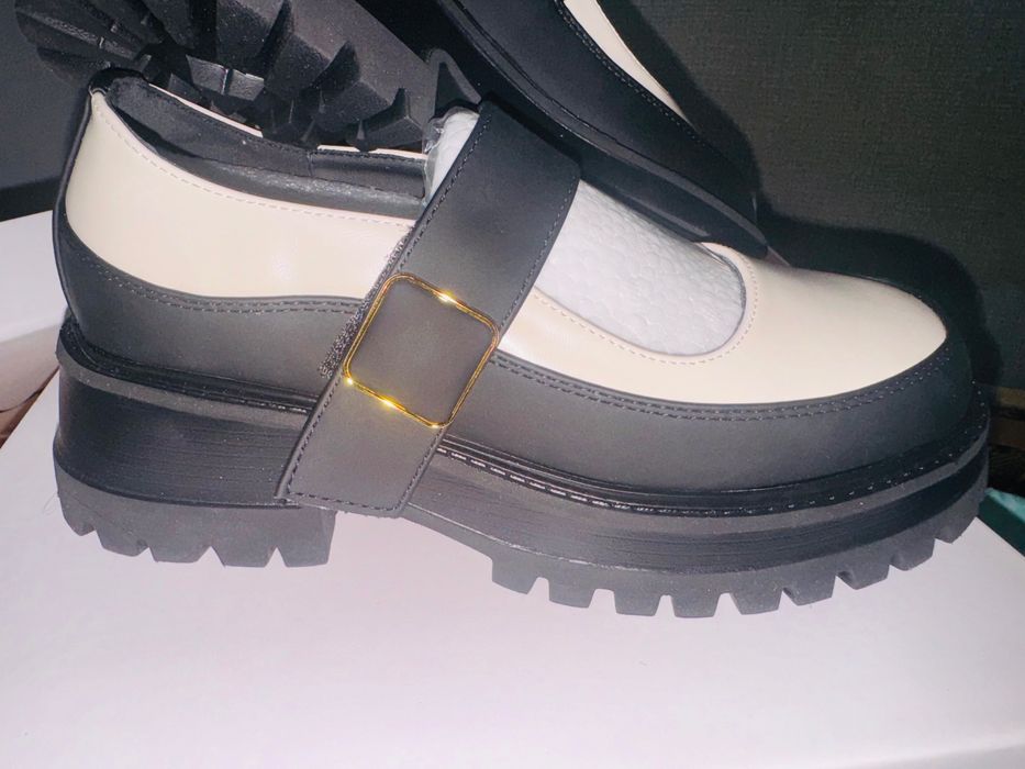 Женские лоферы новые