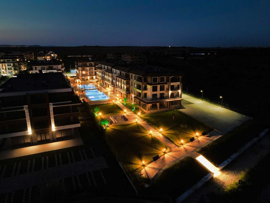 Дава се под наем Двустаен апартамент в Бургас, Сарафово - 68 кв.м за 535.5 € - Снимка #4