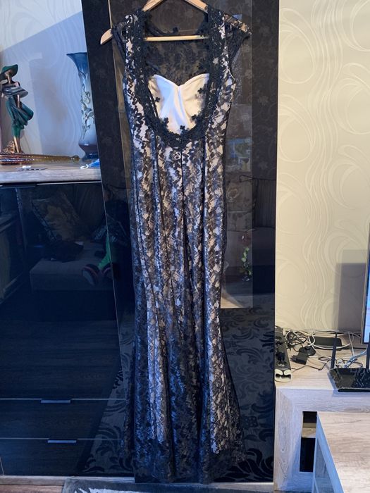 Продается новое вечернее турецкое платье.