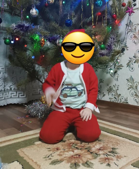 Продам костюмы санты