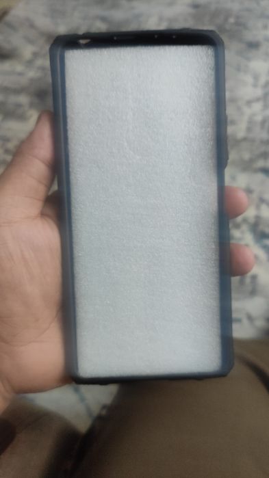 Чехол poco f4 бошкачига хам тушади