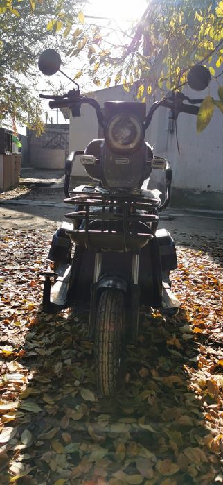 Скутер электро  новый