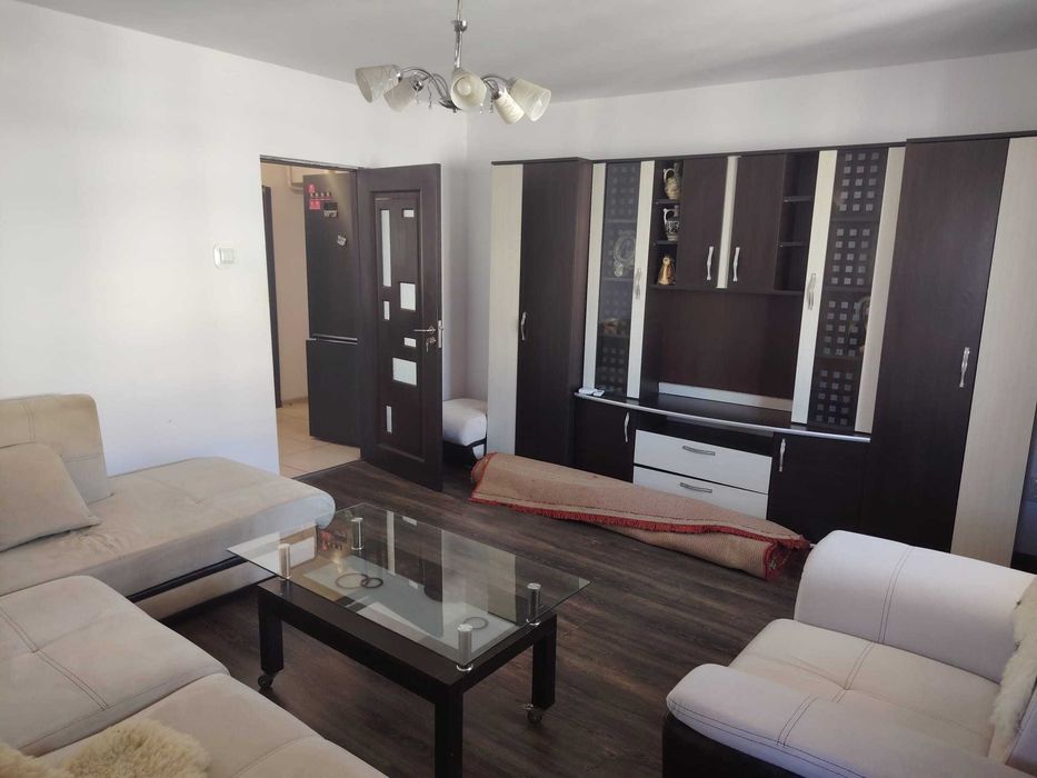 vand apartament 2 camere