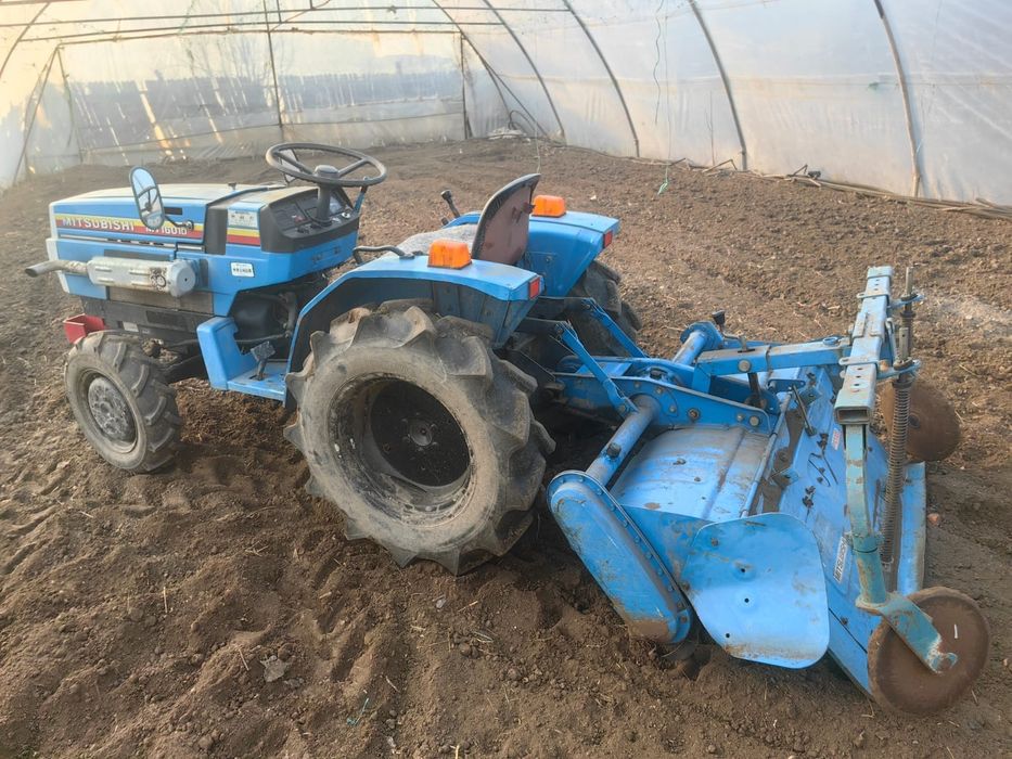 Tractoras 16cp 4*4Mitsubishi cu freza 1.25m 0762#293#120