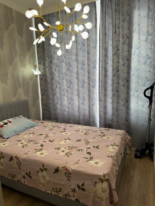 Продам кровать полутра