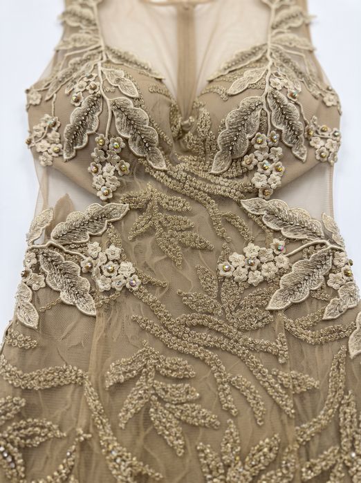 Луксозна дизайнерска рокля от Berna Moda.