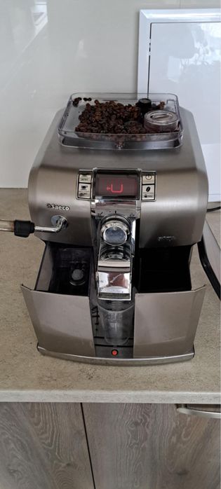 Кафе Машина Philips Saeco Syntia